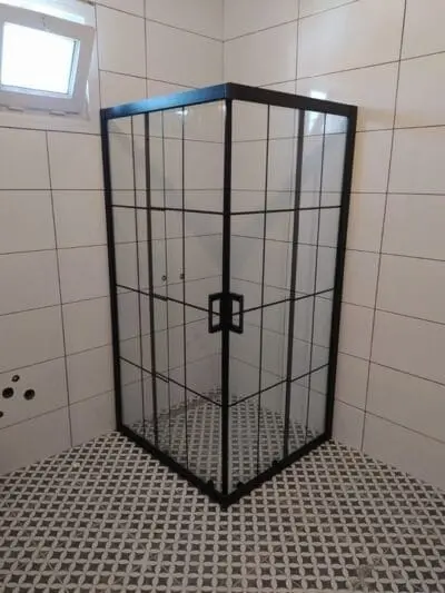 Yarım Daire Duşakabin