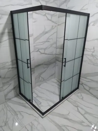 Modern duşakabin örneği